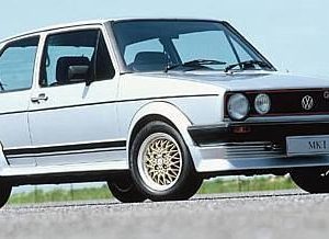 GOLF MK1 TOP TINTED WINDSCREEN  **SUPPLY ONLY ******