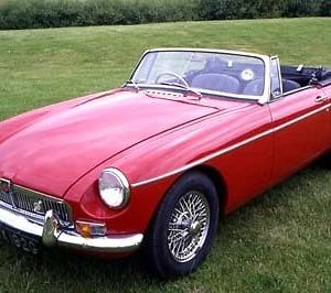 MG B CABRIO WINDSCREEN  1976 to 1981    ****BRAND NEW ********