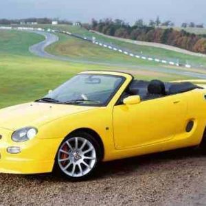 ROVER MGF  95 - 03   WINDSCREEN ***SUPPLY ONLY ******