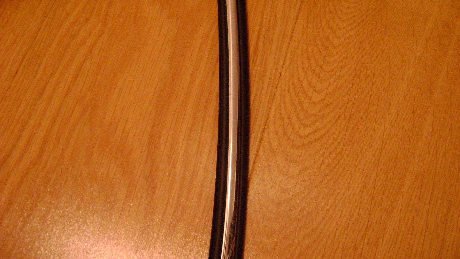 UNIVERSAL WINDSCREEN TRIM WITH CHROME INLAY ***16 mm Wide*** YTW