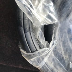 FORD FIESTA MK2 FRONT WINDSCREEN RUBBERS BRAND NEW